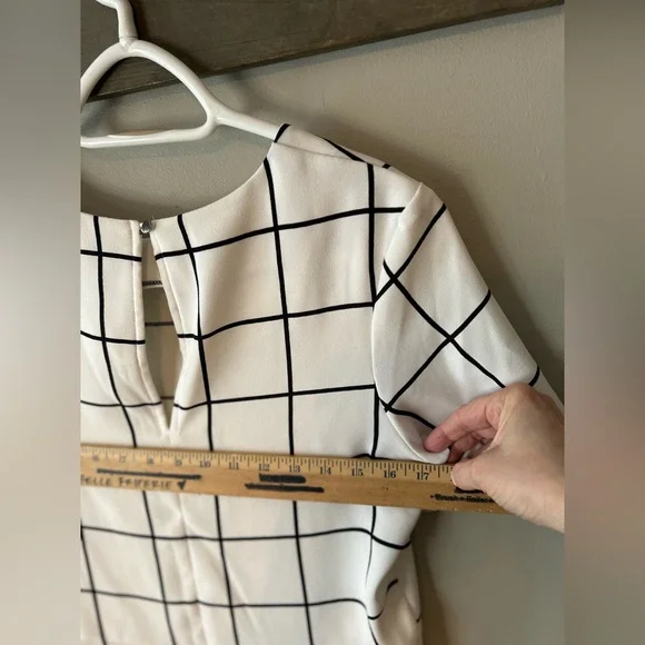 Banana Republic blouse - Picture 11 of 12